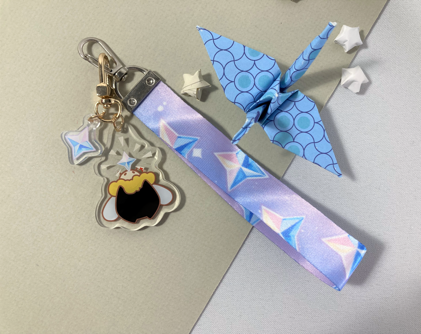Primo Bee Lanyard Acrylic Keychain